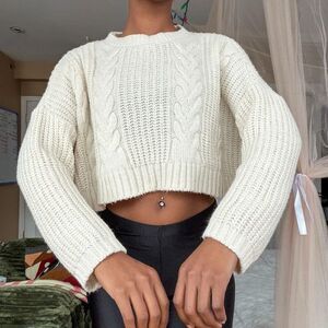 BDG Cream Chunky Knit Sweater ( Size: S)